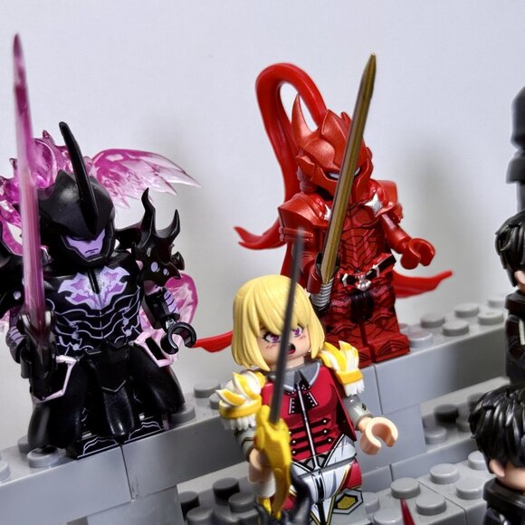 Solo Leveling Custom Minifigure Set – Sung Jinwoo, Igris, Beru & More (8pcs) - Picture 5 of 8